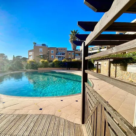 Duplex Cozy - Piscine - Vue Διαμέρισμα