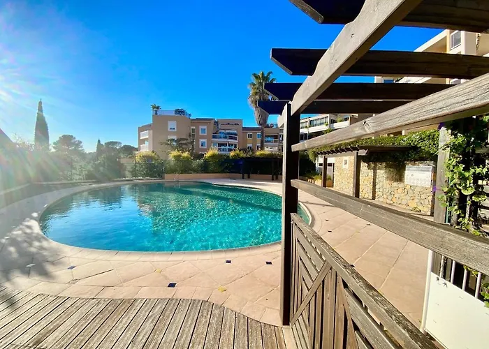 Duplex Cozy - Piscine - Vue Apartment